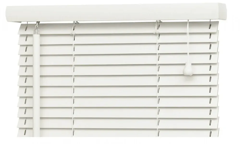 Biała żaluzja drewniana 25 mm od Sklep Karpol